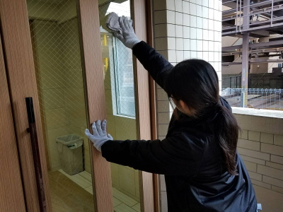 窓ガラス清掃サービス